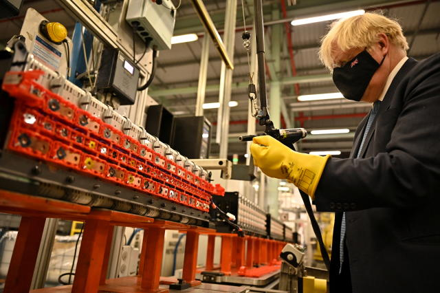 UK manufacturing orders strongest on record despite supply chain issues