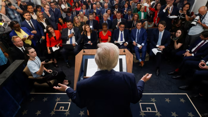Donald Trump mở đường cho Nvidia bán chip AI tiên tiến cho Trung Quốc với một mức phí