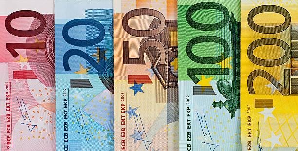 CPI Eurozone tăng nhẹ, đồng EUR suy yếu