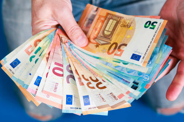 EUR/USD tiếp tục chịu áp lực gần mức 1.1600